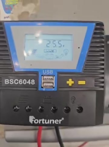 للبيع 
☀️ لوحين طاقة EURONET 100W عدد (2)
🔌 منظمين شحن Fortuner 60A عدد (2) مع شاشة عرض
⚡ انفيرتر / عاكس هندي ماركة Luminous Cruze الاصلية 5 كيلو - 20 امبير - ماركة مكزمة غنية عن التعريف
⚡ عاكس 1500W - 5 امبير - يفيد ابراج الانترنت واهل البر والكرفانات
🔥 تجي تشوف بعينك وتفحص - النظافة فول 100%
🔥 كله على الفحص كدامك - شغال 100%

ملاحظات
✅ البيع بدون بطاريات
✅ البيع شلعة وحدة فقط

💰 *السعر النهائي: 600 ألف*
📍 المكان: الناصرية - ذي قار
📞 للتواصل راسل واتساب: ***********
---
