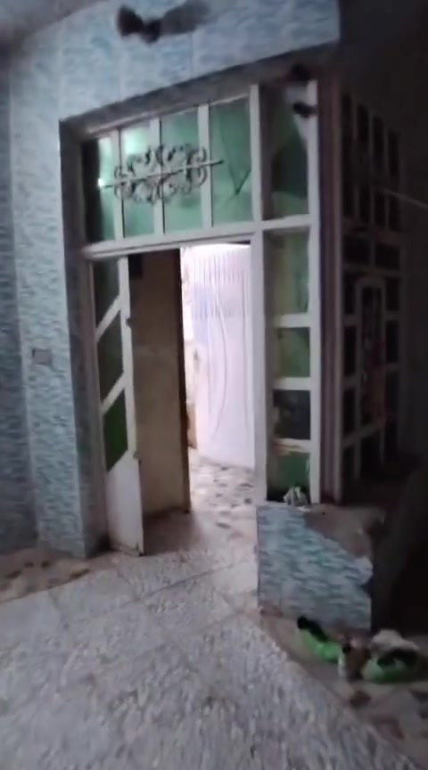 سلام عليكم  بيت بل شمري 200متر طابقين بيت كامل البيت مصفر  استفسار ع رقم ***********
