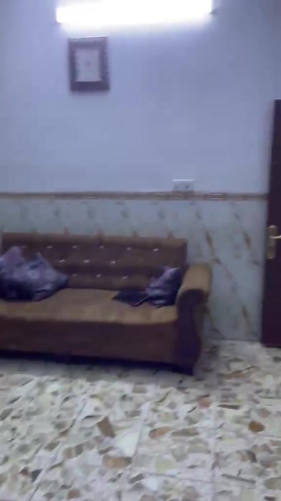 بيت للبيع
البلديات الضباط منطقه حي الامير نهايه مدرسه زين القوس منطقه مرتبه وخدمات كامله مجاري تبليط كهرباء

مساحه البيت 100متر مربع عقد زراعي مكاتبه 

يحتوي على استقبال غرفه صاله مطبخ 

نقص ستاره فقط 
يحتاج ترتيب بسيط 
منطقه حلوه وهادئه 

شارع عرضه 6امتار على كد صف سيارتين

 

سعر 90

للاستفسار 

‭***********
