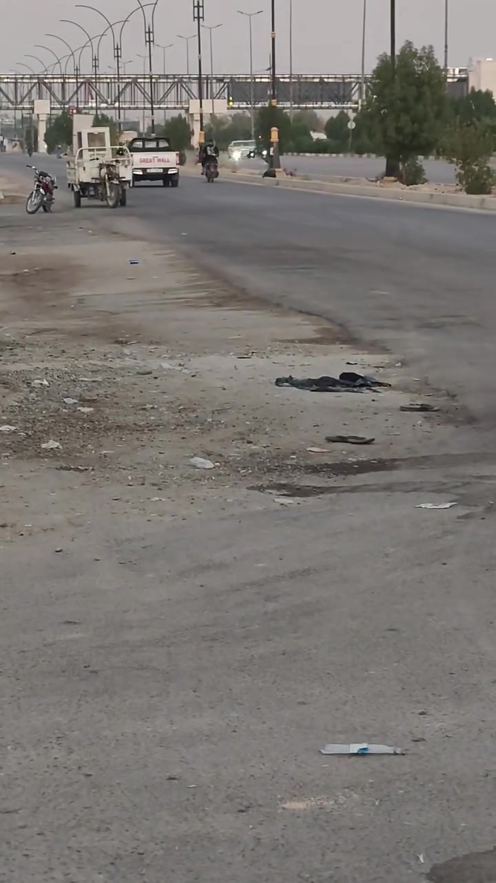 يالله اللهم صلي على محمد وال محمد بيت للبيع مساحته ٢٠٠ متر سند ٢٥ كافه الخدمات موجوده العنوان كربلاء طويريج قرب شارع ياحسين وخلف مدرسه الصناديد للاستفسار *********** عقارات تاج القمه شارع أربعين مقابيل الطابو السعر ١٢٥
