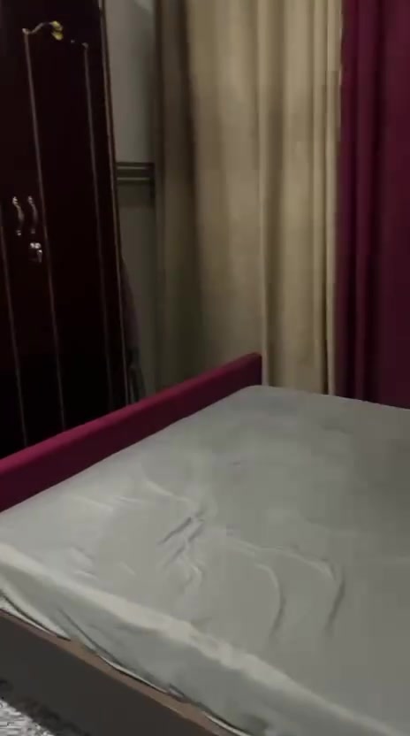 غرفة نوم للبيع صاج داخل وخارج مكانها بغداد حي العامل رايديها ب ٥٠٠ الف للتواصل ***********
