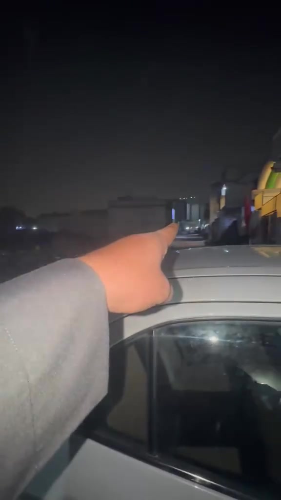 دار للبيع زراعي سند ٢٥ مساحة ١٠٠ متر زنجيل ع شارعين يبعد دقيقتين عن حي العدل الطابو ثلاث غرف نوم بناء جديد عالي عن الشارع سعر ٩٣ وبي مجال رقمي *********** ومتواجد خاص

