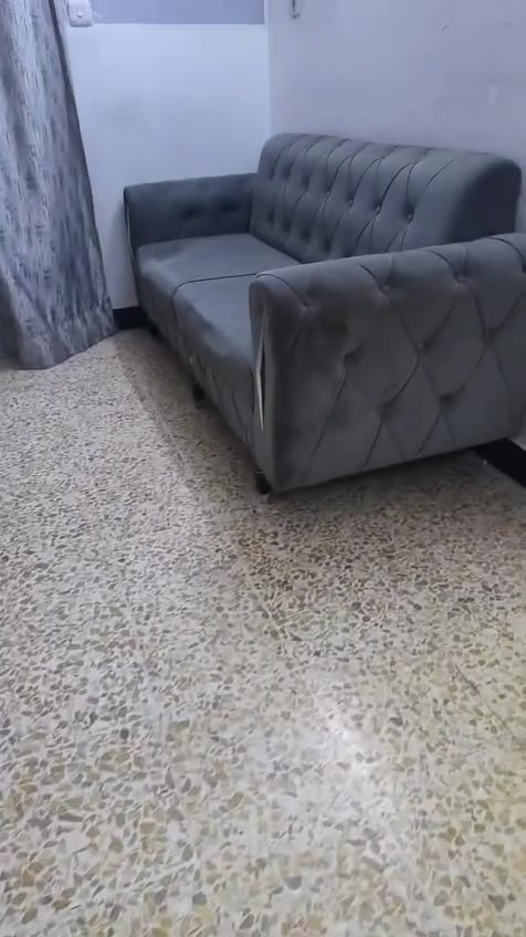 الديوانية • ١٠مقاعد • ٥قطع