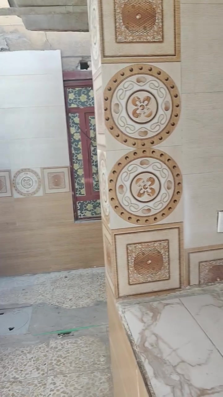 سلام عليكم بيت مساحه75 للبيع  قرب حسينية ال صدر بشارع ابو صفاء المضمد ***********
