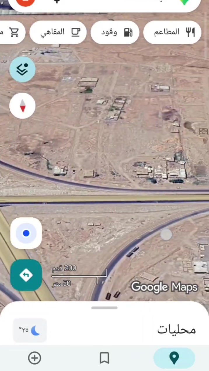 يالله قطعه ارض زراعيه مساحه 200 متر على طريق المشايه اول ماتعبر الحولي واصلتها خدمات ماي ومجاري بعد عوزها بس تبليط سعرها 20 وبيها مجال حك جيه الي يحب يتفضل خاص وهذا *********** تبعد عن شارع 300 متر الرئيسي
