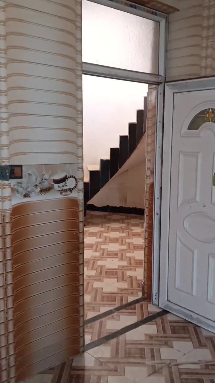 🏡 بيت للإيجار
يتوفر بيت للإيجار في الرمادي – منطقة 6 كيلو.

📍 الموقع: الرمادي / 6 كيلو
📐 المساحة: 200 م²
💰 الإيجار الشهري: 300 ألف دينار

📞 للاستفسار والاتصال:
***********
