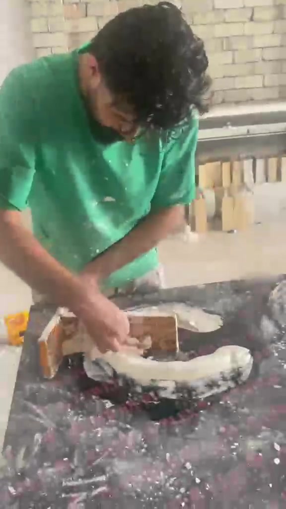 #معمل حمودي الحمد 
متوفر اشراف بيوت ديكورات داخليه 
عليك سلمني البيت واني اسلمك ديكور الي تتمنا 
سحب بنلات دوائر كورنيش بحرات كلشي متوفر 
#العنوان سامراء ساحه الجص 
عليك بس اتصل ع رقم 
***********
