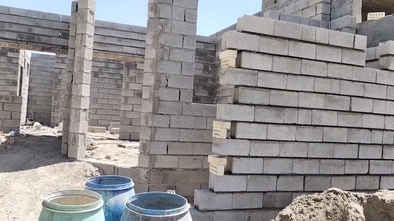 هيكل غير مسقف للبيع سند زراعي ٢٥
المساحه ١٢٠ متر الواجه ٨ والنزال ١٦
خريطه حديثه بناء درجه اولى 
شارع تبليط ماي وكهرباء بصفهك
الموقع حي الأمير قريب على شارع الفرات
السعر ٤٠ وقابل للتفاوض
للاستفسار أكثر الاتصال على الرقم
***********
