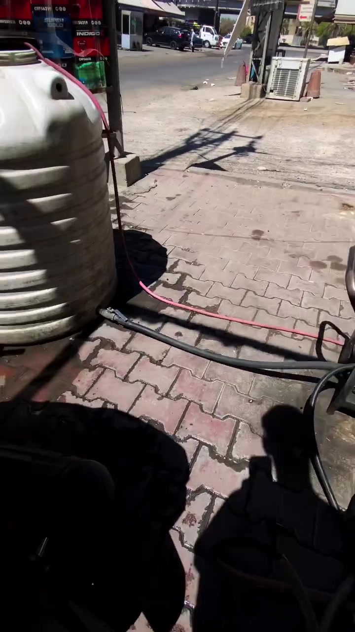 سلام عليكم سكنس شمعه ￼للبيع كفاله ‏برغي ☘️🤎ما مفتوح  سعره 900 وبيها مجال شوي عنواني لبلديات ￼
*********** ￼
