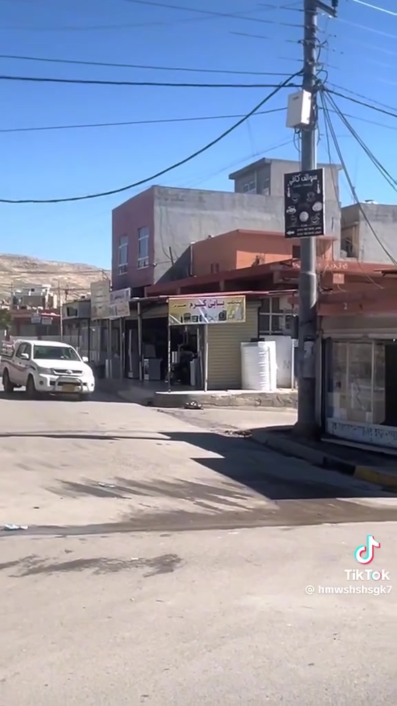 معرض ابو كرم لبيع الاثاث المستعمل والجديد 💥💥
وشراء جميع انواع الاثاث المستعمل 💥💥💯
  للتواصل واتساب اواتصال ***********--***********العنوان دهوك ناحية فايده
بالقرب من سايدين سوق فايده  
مقابل مرطبات الشيخ/مجاور مدرسه هيما-9نيسان
