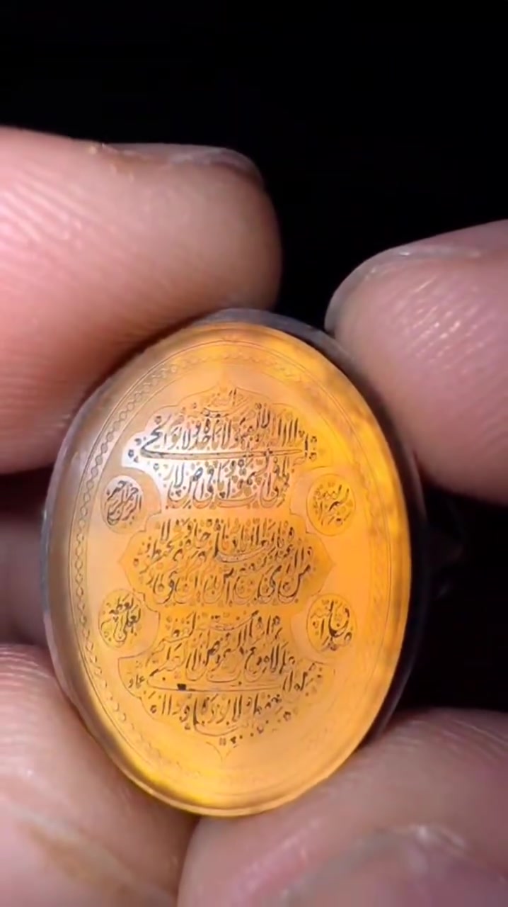 يا الله
💍💛 محبس يماني أصفر بطعم الزعفران 💛💍

✨💍 قطعة مميزة وأنيقة، حجر يماني أصفر بلون جميل وطابع راقٍ، مع مخطوطة آية الكرسي تضيف للمحبس جمالًا وهيبةً خاصة. 🤲❤️

💍✨ المواصفات:
🌟 حجر يماني أصفر بطعم الزعفران
📖 مخطوط عليه آية الكرسي
🤲💍 تصميم أنيق ومميز
❤️✨ مناسب للبس والمناسبات

💰 السعر: 90 ألف دينار

🚚📦 يوجد توصيل إلى جميع المحافظات العراقية 🇮🇶❤️

🤲💍 للطلب والاستفسار:
📞 ***********

💛💍❤️ قطعة تستحق الاقتناء ❤️💍💛
