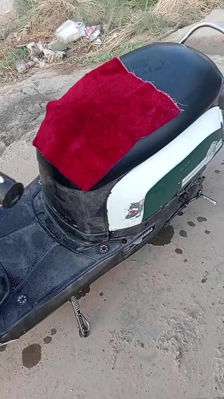 بوليس • حيل نظيف • طوريج طبر