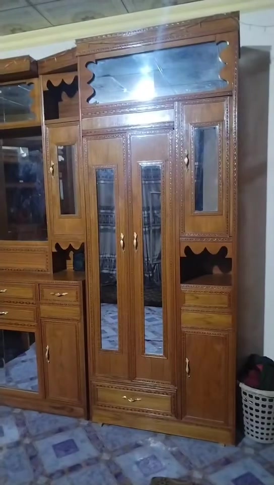 سلام عليكم غرفه  نوم  كدام عينك نضيفه كلشش  مكاني فلوجه حي شهدأء    سعر 950 هيه ولدوشك *********** اتصل
