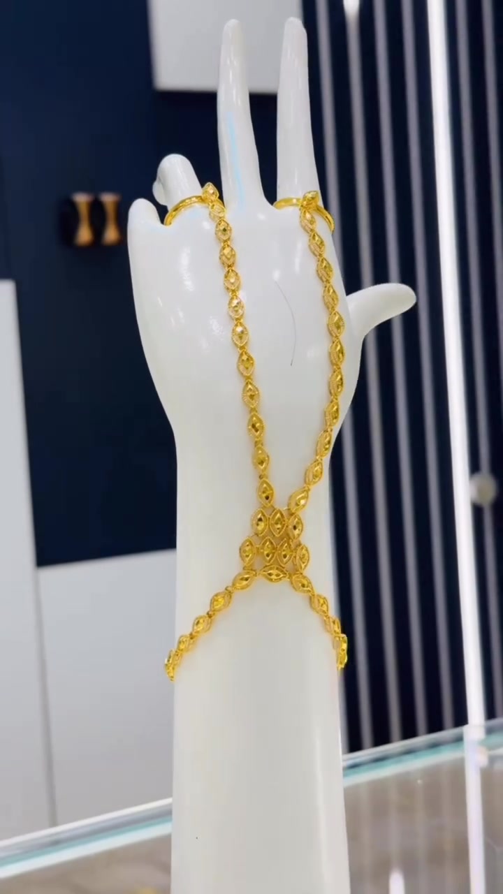 السلام عليكم كل ما هو جديد تجدونه لدا صياغة ومجوهرات السيدة رقيه(ع)

            (( الفرع الثاني))

   😍عرض شباحيات إيطالي 😍
                                                                                                  
         اسعار الذهب حالياً
       شراء 945 البيع 955
      
 عنوان/ناحية الإمام شارع الأمام ابا محمد الحسن الاسمر
 
نعتذر لعدم ذكر الاسعار بسبب تقلبات السوق
         
بأدارة الحاج الاستاذ (فلاح غازي)أبو حسن الربيعي
 الاستفسار الهاتف/📞☎️
الأستاذ فلاح غازي ***********
مهند ***********
حسن ***********
