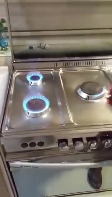 ابو ايمن ورشه صيانه تصليح انواع الطباخات موقعيه 🏠
شغل درجه اولى واستاب***********
