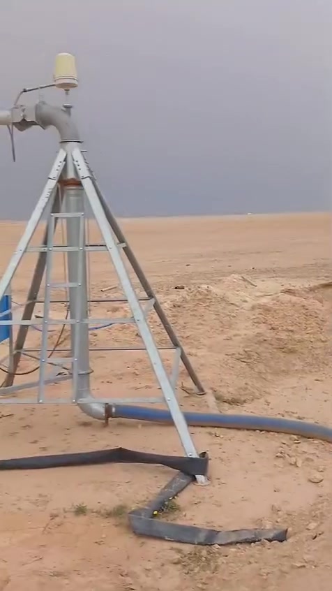 للبيع ارض زراعية مساحة 1000 دونم بصقور الحباري
عن كار ٤٠كيلو تقريبا عقد جاهز ٢٥ سنة
مرشة ام ١٢٠ أبيار عدد ٨ غطاس عدد ٢
الأرض بيها ساتر
الاستفسار ***********

