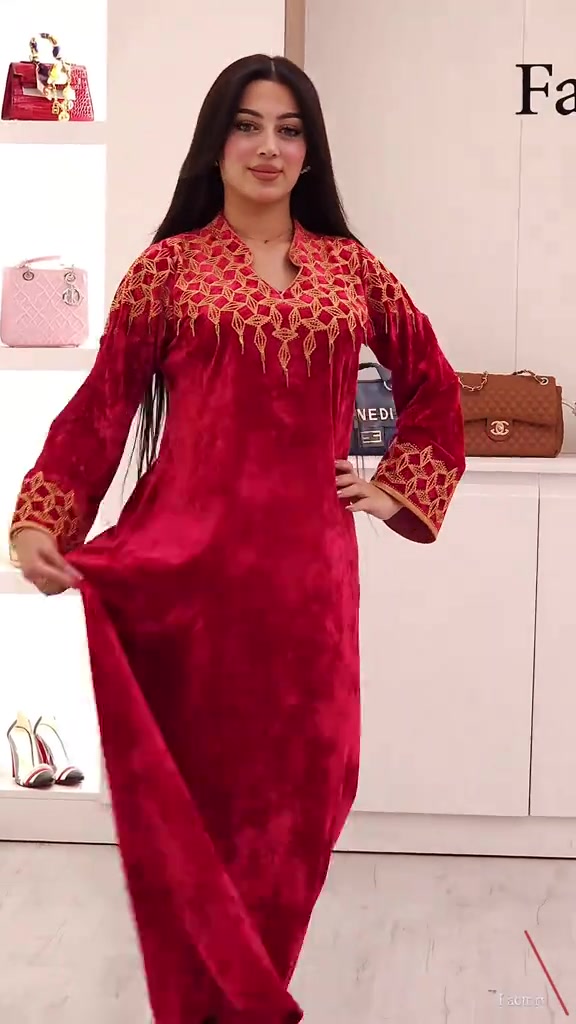 مخمل • تطريز راقٍ • مقاسات L-XL-XXL