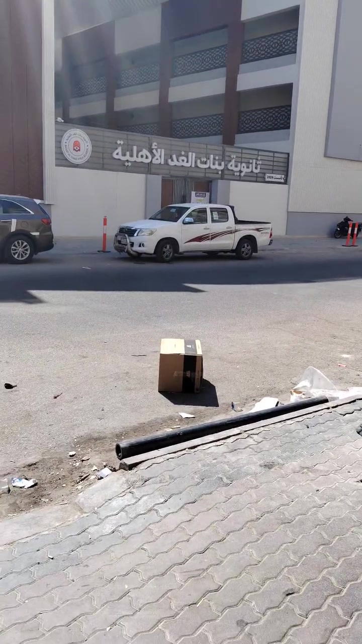 دار طابقين • مجاور حسينية محسن جياد • ٤٧١م
