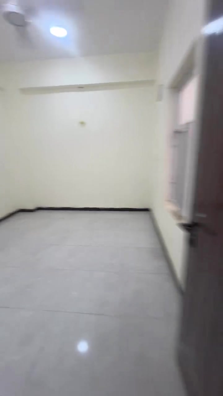 🏠 شقق للإيجار – الرمادي / الأنبار 📍

🎓 سكن طلاب | 🏢 موظفي شركات

📍 قرب جامع الرمادي الكبير

🛏️ غرفتين | 🛋️ صالة | 🍳 مطبخ
🌤️ منور | 🌿 بلكونة

📞 للاستفسار واتساب:
*********** 📱
