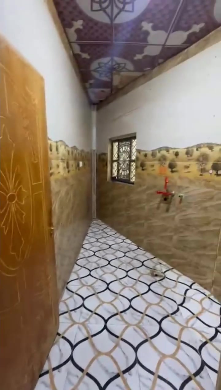 ---

**
.السلام عليكم 

*📌 شقة للإيجار*

*الموقع:* 📍 البصرة - القبلة - حي المهندسين
*الطابق:* الثاني درج - معزول
*القرب:* مدارس الجواهري

*التفاصيل:*
▪️ *التكوين:* 2 غرفة + صالة + مطبخ + حمام
▪️ *الحالة:* ترميم وصبغ جديد - شقة جديدة بالكامل
▪️ *تنبيه:* الوضع الحالي افضل من الفيديو

*الإيجار:* 400,000 د.ع شهرياً 💰
*الدفع:* قفل قفل قفل
*الخدمات:* الماء والكهرباء مشمولة

*للتواصل:* 
*عقارات امير الصالحي
***********
