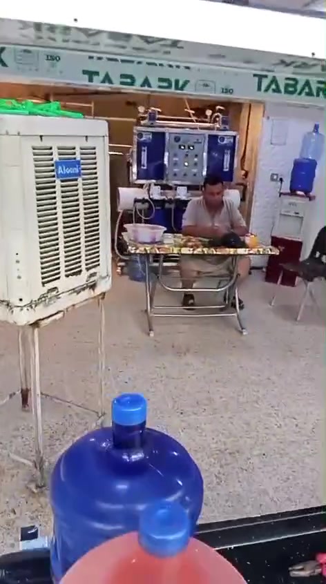 سلام عليكم.  محطه اللبيع سل ستيل
موطورات يطالي. دوزن يطالي   تانكي 3 الاف سل ستيل  تاني ثاني وطني ابو 2000 محطه صارله شهرين عندي بعده جديده.  وياه غساله مال دبات صيني باب اول  الملاح 2 محطه جديده معنا الكلمه بس سبب ضروف المكان بغداد  
 رقم الهاتف. ***********
