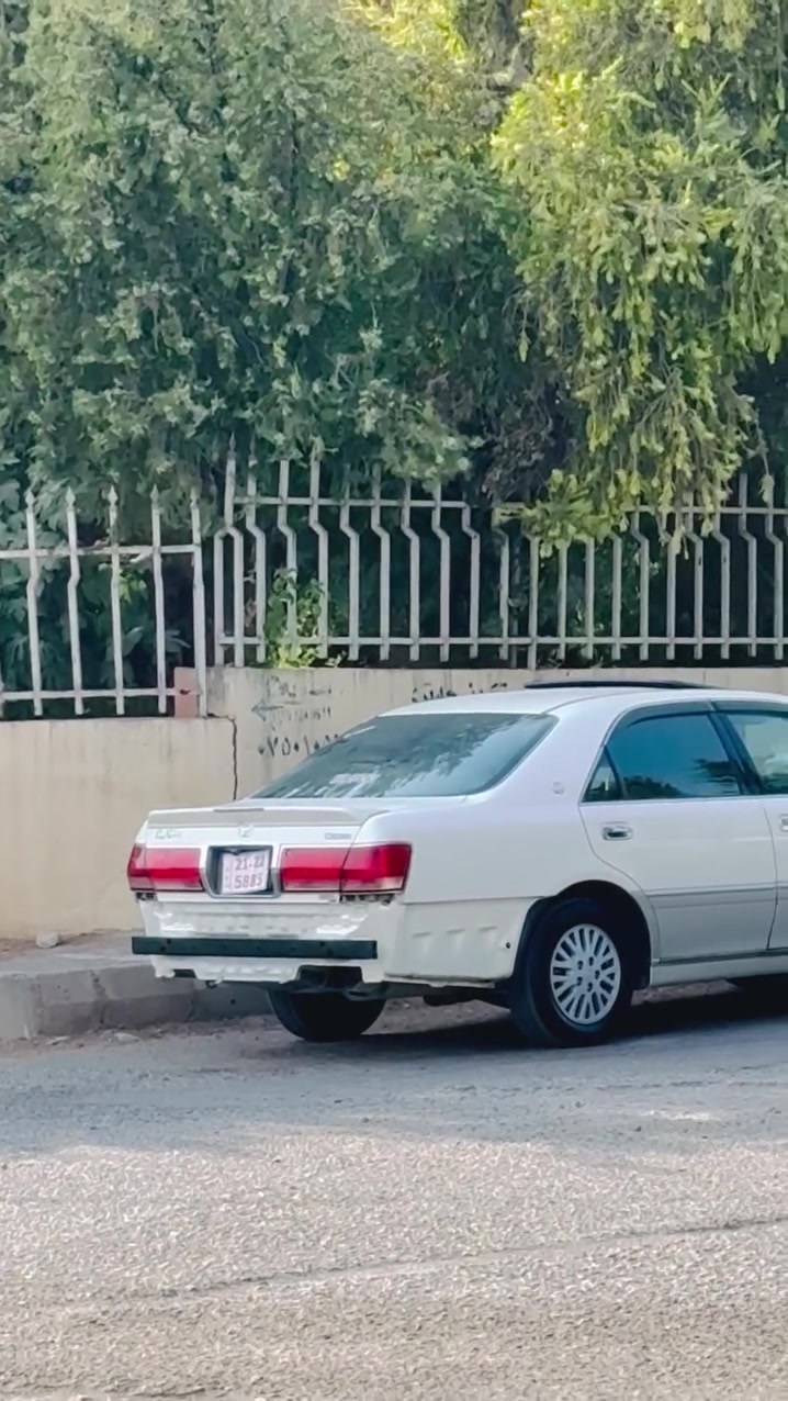 ماشااللە لەماڵی هەموو لایەک
تۆیۆتا کراون 
2002
کۆدی بۆکراوە

١ . ساغ ساغ ساغ
٢ . سڵایت
٣ . یەک دوگمە
٤ . دەشبول نەجەف
٥ . مەکینە ڤیڤیتی
ڕۆنی گێر و مەکینەی ٥ ڕۆژە گۆڕاوە 
زۆر زۆر تازە و جوان و پاک ماوەتەوە سەیارەکە 
بۆ سعر نامە بنێرە 
ژ.م ***********
