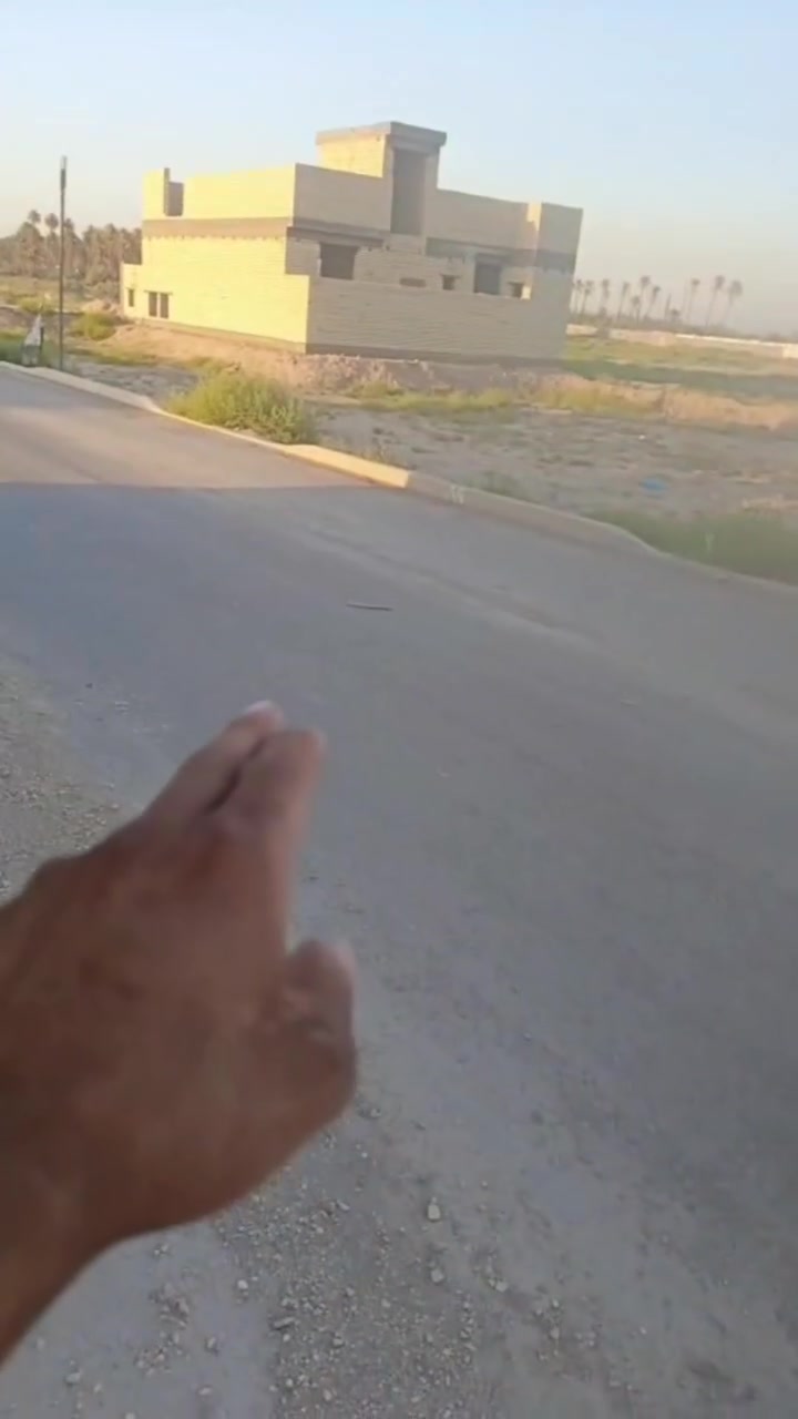 ياا الله.. قطعه للبيع المساحه 200متر طابو زراعي سند 25.. قرار محكمه.. كافه الخدمات ماء كهرباء وتبليط عرض الشارع (8.5متر) عنوان القطعه. طويريج الرجيبه حي العسكري مجمع الزهراء. قرب بانزين خانه... السعر 26مليون مع المجال///// للتواصل (***********)//(محمد الجبوري)
