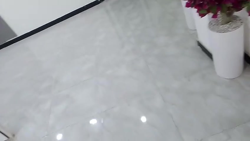 خلفه سيراميك • درجة أولى • استلام مهندس