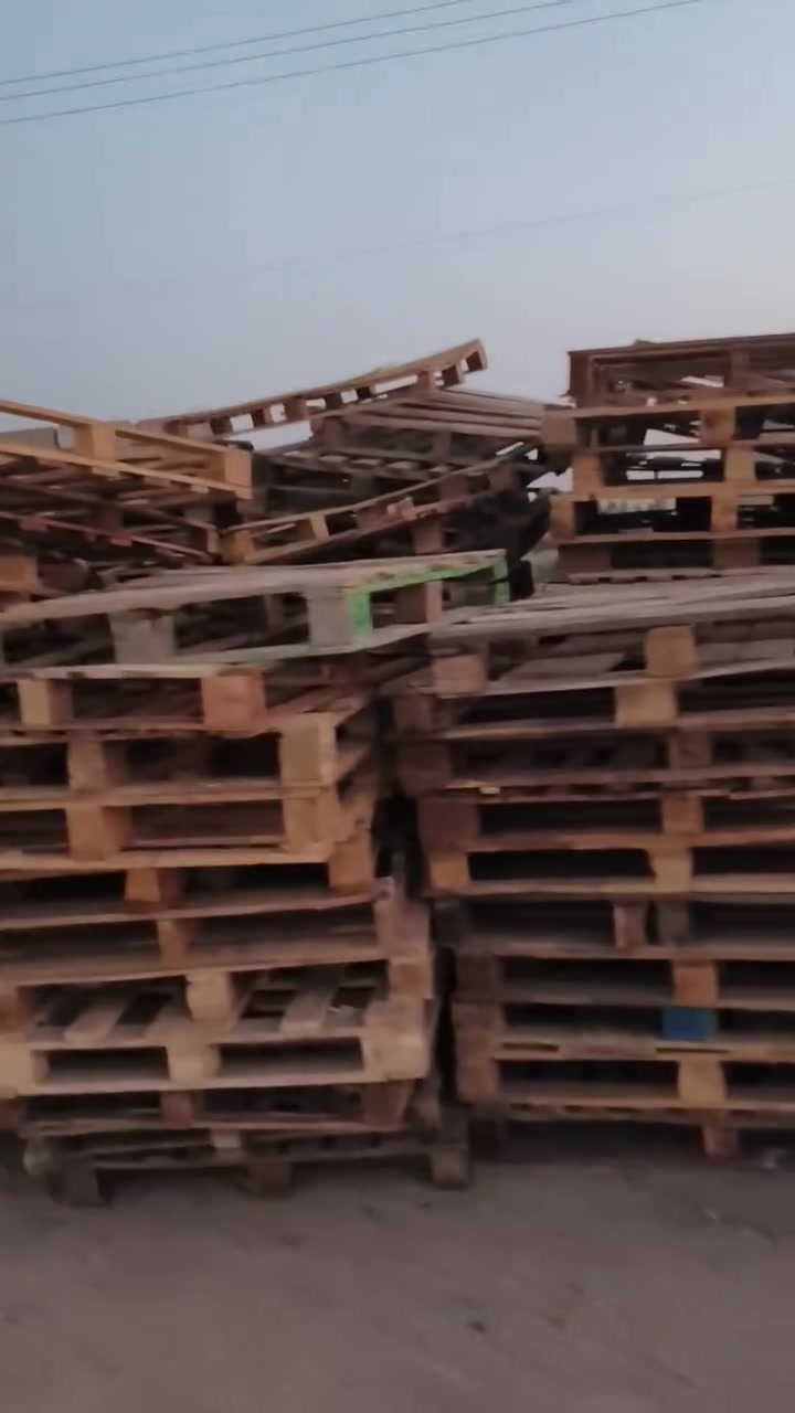 سلام عليكم سكيب نضيف القياس متر في متر وعشرين مكاني بغداد @ ***********
