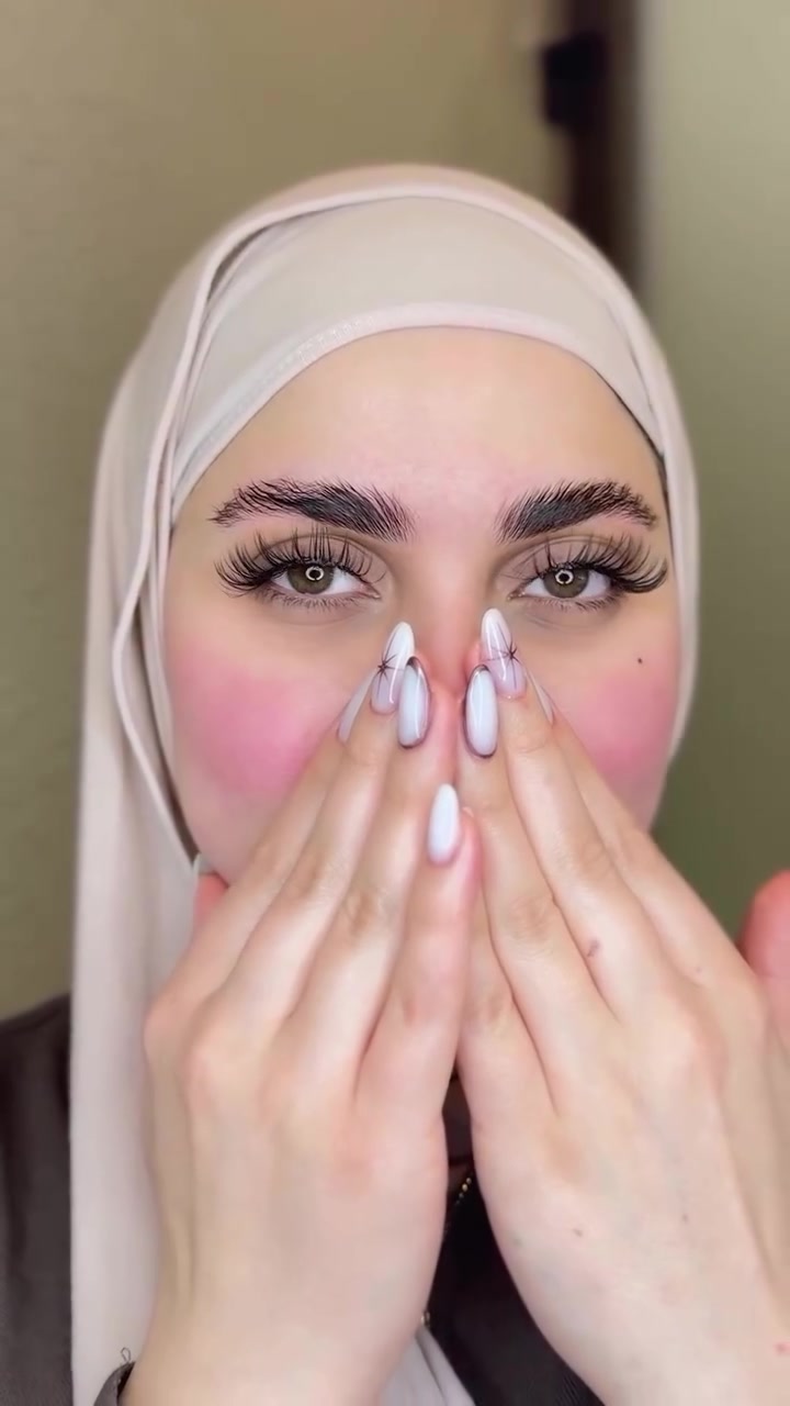 رموش شي ان • شعر طبيعي • بغداد الجديدة