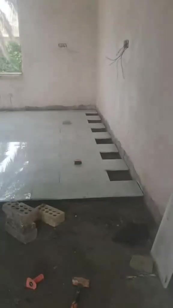 .. عنوان للثقة والدقة بالشغل.
@
 ما نرضى بس بالتميز، وشعارنا دائماً هو الإتقان والأمانة. ربي يبارك بجهود كل الغيارى ويوفقنا لخدمتكم. 💪🫆

خلف سيراميك  المنازل ترميم 
متخصصون في تطبيك جميع أنواع المواد
🔘 المرمر
🔘 البورسلين
🔘 السيراميك
🔘 الكرانيت
🔘 الكاشي
وبكادر فني متخصص وذو خبرة 👷‍♂️👷‍♂️👍
للمزيد من المعلومات أتصل على الأرقام
***********
***********
