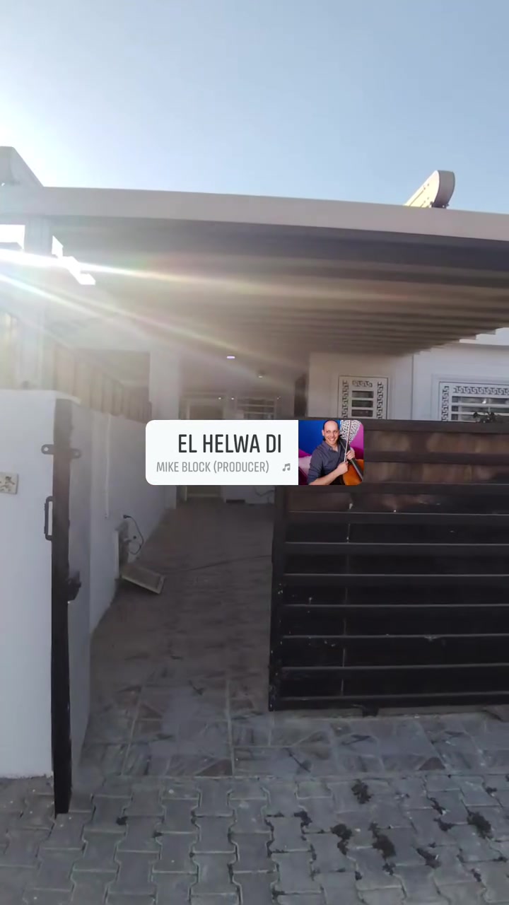 🏡 عرض مميز جداً للبيع | دار في موقع استثنائي

📍 الموقع: مجمع كركوك ستي – خلف المحلج
🔹 مقابل مجمع المدارس
🔹 مقابل الحديقة

📐 المساحة: 230 م²
📏 الواجهة: 10 متر
🏠 الدار: طابق ونصف
📜 جنس العقار: طابو صرف
🎥 تفاصيل ومحتوى الدار موضحة بالكامل بالفيديو

من ارقة موصفات قمرية مدخل كهربائي تحكم كنترول

ملاحظة : يوجد طابق ثاني قمرية سندويج بنر تصليح حديقة
أو مضافة عرب تصليح أشياء كثيرة
توجد قواعد جاهزه لطاقة شمسية 

💰 السعر: مناسب جداً

✨ دار بموقع مميز جداً، وفرصة ممتازة للسكن والاستثمار.

📞 للاستفسار والتواصل – آسيا واتساب:
***********
***********

📍 عنوان مكتبنا:
حي الواسطي – مجاور مول حجي زياد
مجاور صيدلية الهدى – مقابل مزاد شيخ الجبل
مقابل ستائر إيلاف

🤝 نستقبل عروضكم وطلباتكم
لبيع وشراء العقارات والأراضي السكنية، والإيجارات السكنية، والمحلات، والمولات، والمكاتب، والعمارات.

🌹 مرحباً بكم في محافظة كركوك
