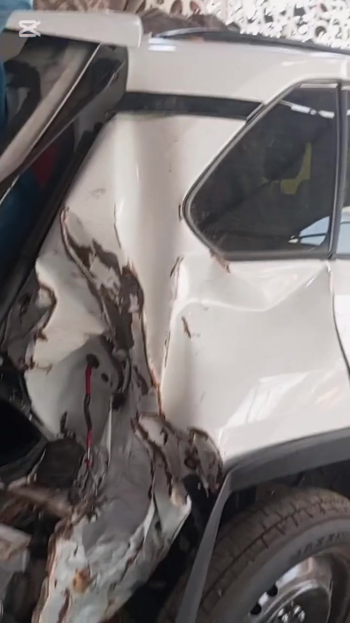 سمكرة المهندس علي بارد 
رجّعناها وكالة! 🚗✨ شوف النتيجة مع "سمكرة المهندس علي بارد".***********
العنوان بغداد قرب نادي النفط
