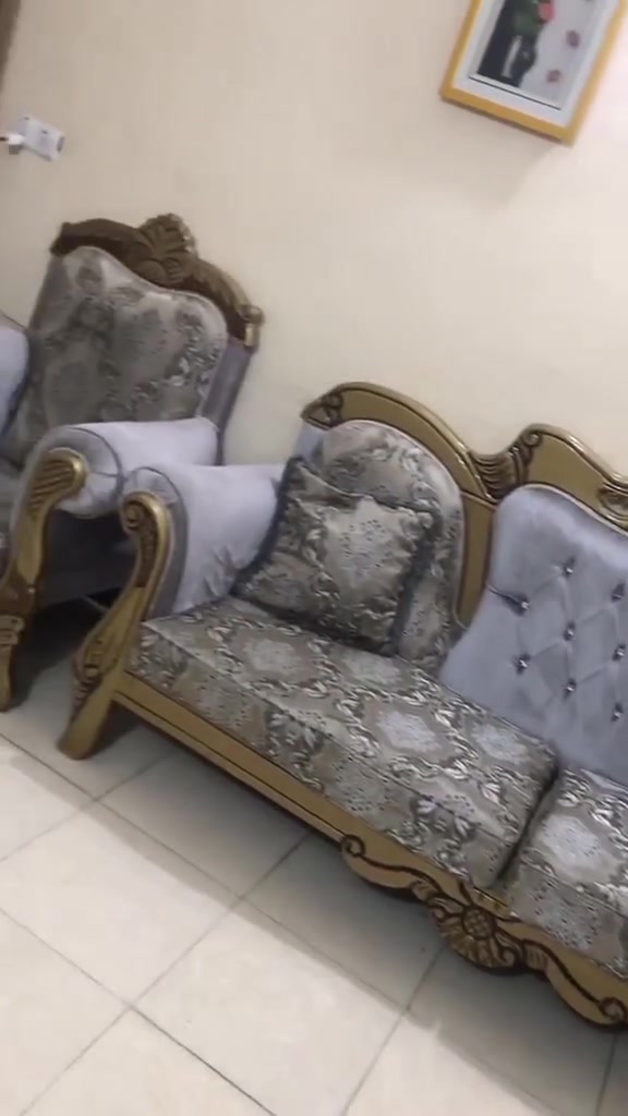 كنبة • بغداد • واتساب