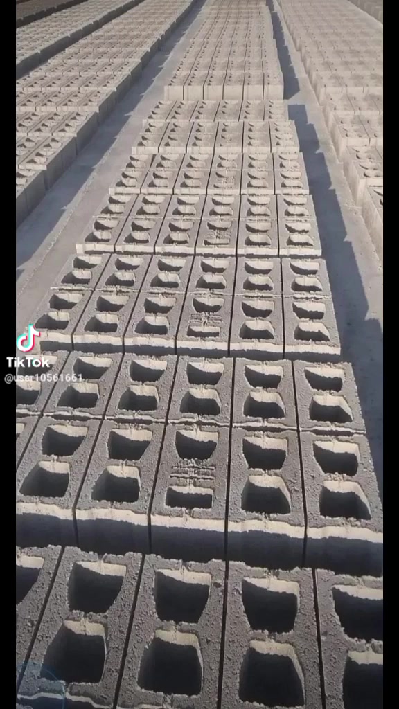 *********** سعر الف بلوكه 650 ألف
