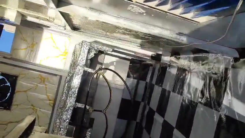 مطعم متنقل جاهز للعمل مكلفني 1.250
رايده قفله 700 للستفسار *********** واتساب 
مكان بغداد الي مو شراي لايراسل ولايعلق موضح كدامكم بلفيديو لاطبلي وتكلي جايك وبعدين تختفي عربه متكامله وبايعلك بسعر الحديد
