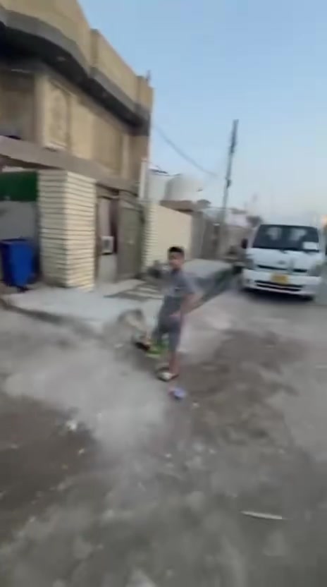 بيت للبيع • ٢٠٠م • قرب سوق تصال