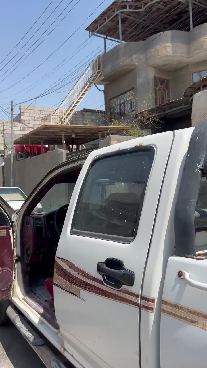 بيكم كنو موديل ٢٠١٣ للبيع السيارة اصولياتها كاملة ومكفولة
والبدي كدامك والتبريد يرادلة تنظيف 

السيارة تنقص دهن 

والحدادية نص عمر 

سنويتها منتهية 

تحويل ثاني يوم احولك 

رايدها ب٣٦ وبيها مجال للشراي 

مكاني بصرة حي الشرطة

للتواصل ***********
