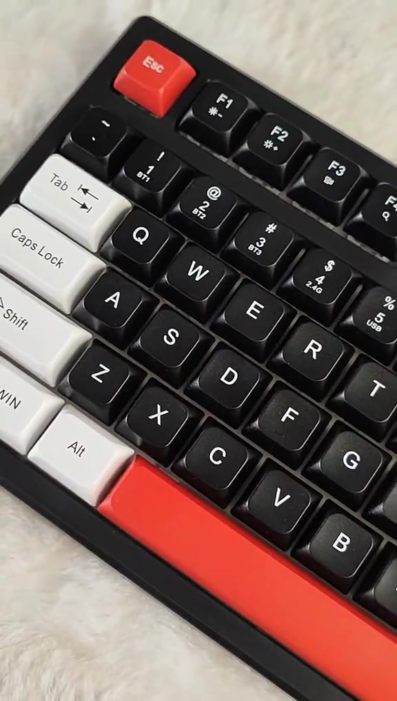 ★ 彡 ⌨️ كيبورد جيجل ✨ JIGEL WKL-141 ✨ للحجز واتساب 🧩*********** يتوفر توصيل لجميع محافظات العراق 🇮🇶  . . .#بغداد #الكترونيات #كيبورد_بلوتوث #كيبورد 
