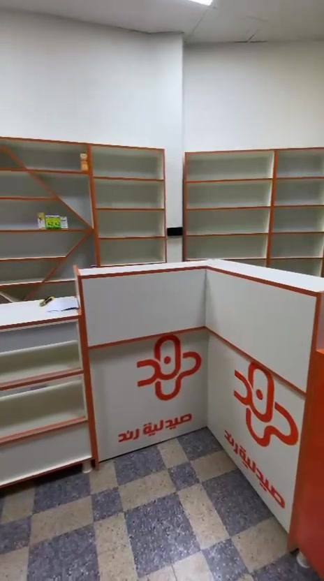 السلام عليكم
يوجد ديكور محل كامل MDF للبيع شغل درجه اولى ثقيل
التواصل على الرقم  ***********
