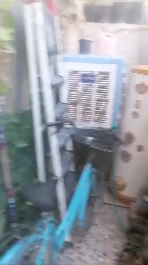 للبيع بيت 50 متر طابق واحد الواجهه 4 والنزال 12 ونص الخطيب الزراعي شارع خولة خامس فرع على اليسرة يحتوي على استقبال مطبخ وغرفة نوم وصحيات السعر خاص الاستفسار ***********
