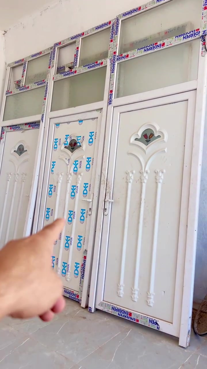 يا الله ابواب vpc تسكام 
العنوان القاسم  الحوالي شارع السياسيين

الاستفسار الاتصال على الرقم ***********
