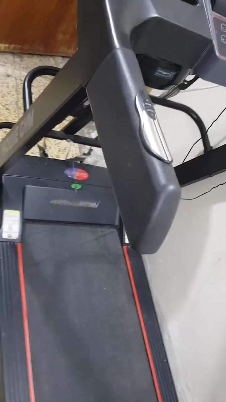 جهاز جري للبيع سعر ٢٧٥الف وبيه مجال جهاز جديد هذه رقمي ***********
