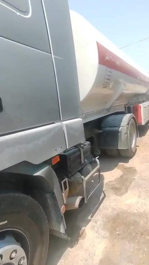 فالفو ٢٠٠٢ كامل جي بس طوناج ضال بس عل منتوجحجز يوم ٢٤ عشرين هاذ الشهر تانكي محمول مزوج تاير ١١ سعر ٢٥٠ وبيها مجال ***********
