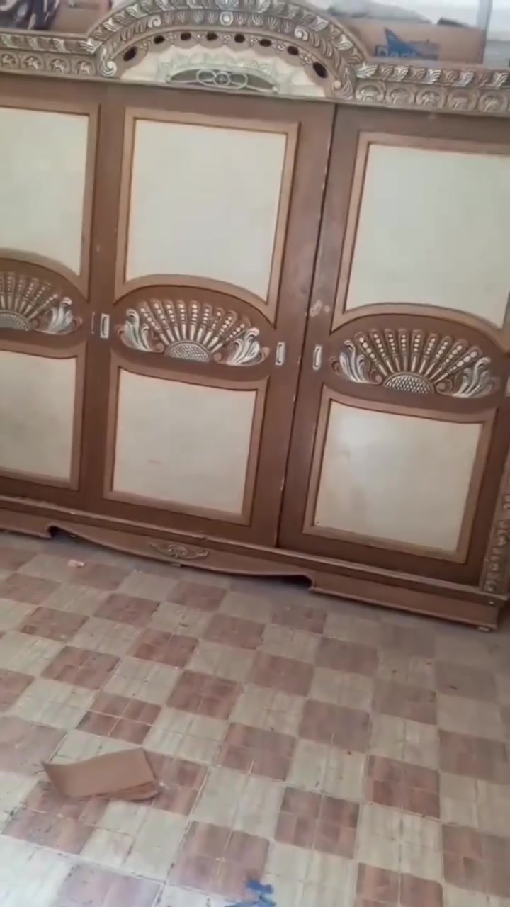 غراض للبيع بااسعار مناسبة الاستفسار ع الرقم ***********
