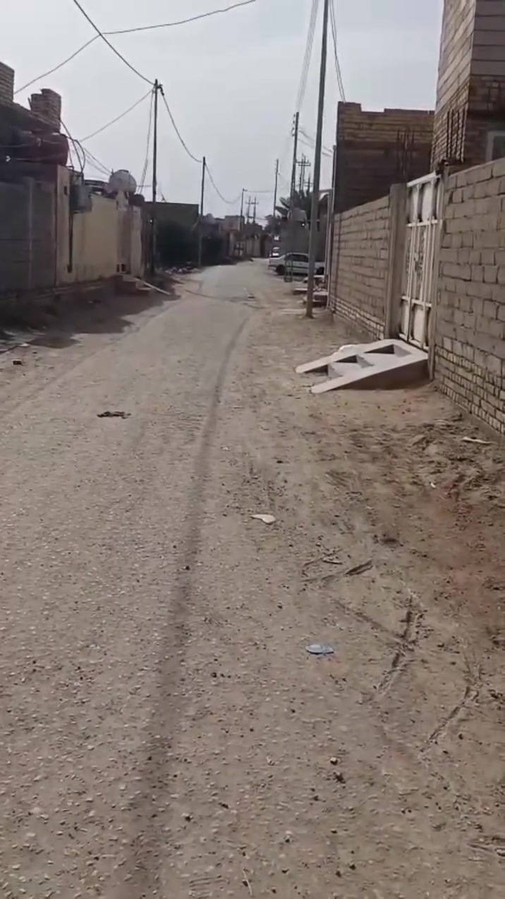 يالله 
بتلو زراعي للبيع مساحه 200م 
طريق سوق الشيوخ فضليه 
نزلت مدرسة الامام الباقر 150 متر عن المدرسة 
جاهز للبناء كل الخدمات متوفرة 
ماي اساله تبليط كهرباء مولد اسواق منطقه سكنيه ومرتبه 
يبعد عن الشارع العام 400متر 
يرهم نقد واقصاد 
سعره 15 اقصاد 
للاستفسار اتصال 
***********
