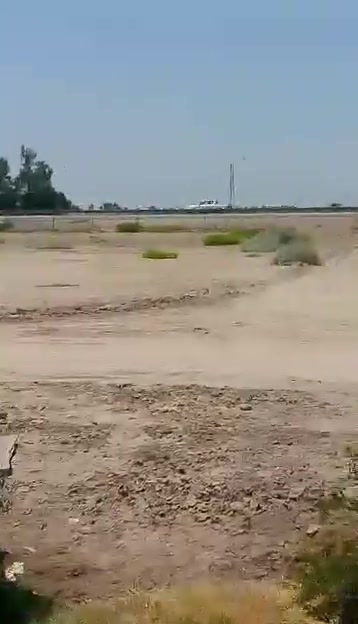 بيت للبيع مع دونم ديوانيه
خط السريع بغداد قريب علئ جسر سومر مي كهرباء سعر 60وبي مجال 
تفاصيل بلفيديوو 
اي استفسار خاص
