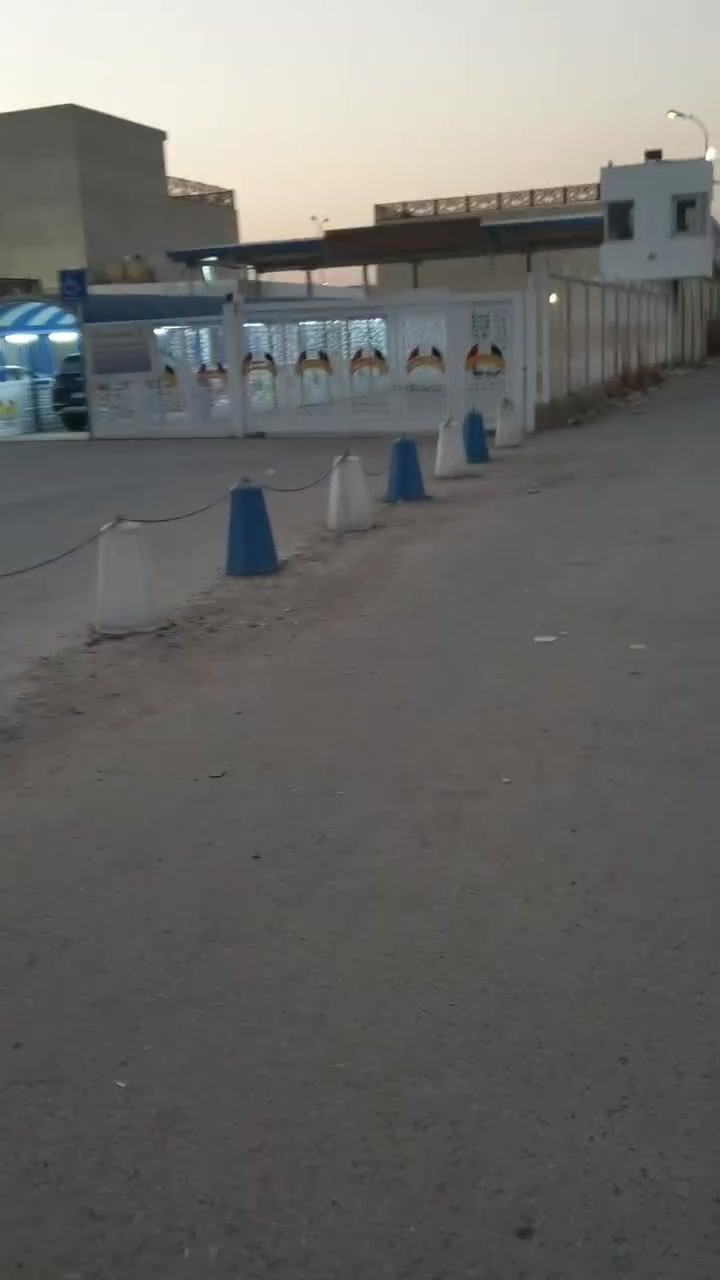 الي رادؤ تصوير للموقع قطعة ٢٠٠ متر منطقة العز طابو الكاظمية موقع مميز قريب لشارع الدوار بسعر مناسب شراي يتصل ***********
