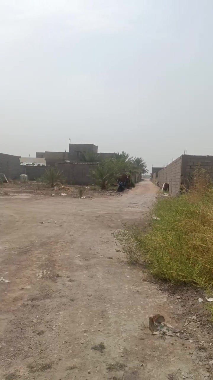 قطعة ارض للبيع 290 م 
قرب محطة دجله تبعد من الشارع العام 150متر 
***********
***********
