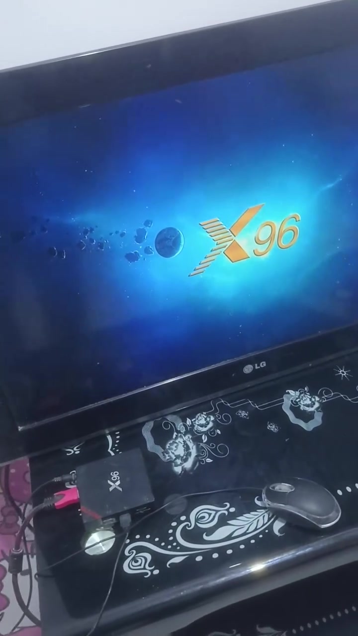 شاشة ال جي • جهاز X96 • الغلاف الخلفي مكسور